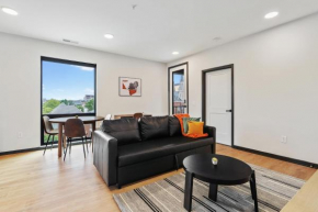 CozySuites on Mass with garage parking #6